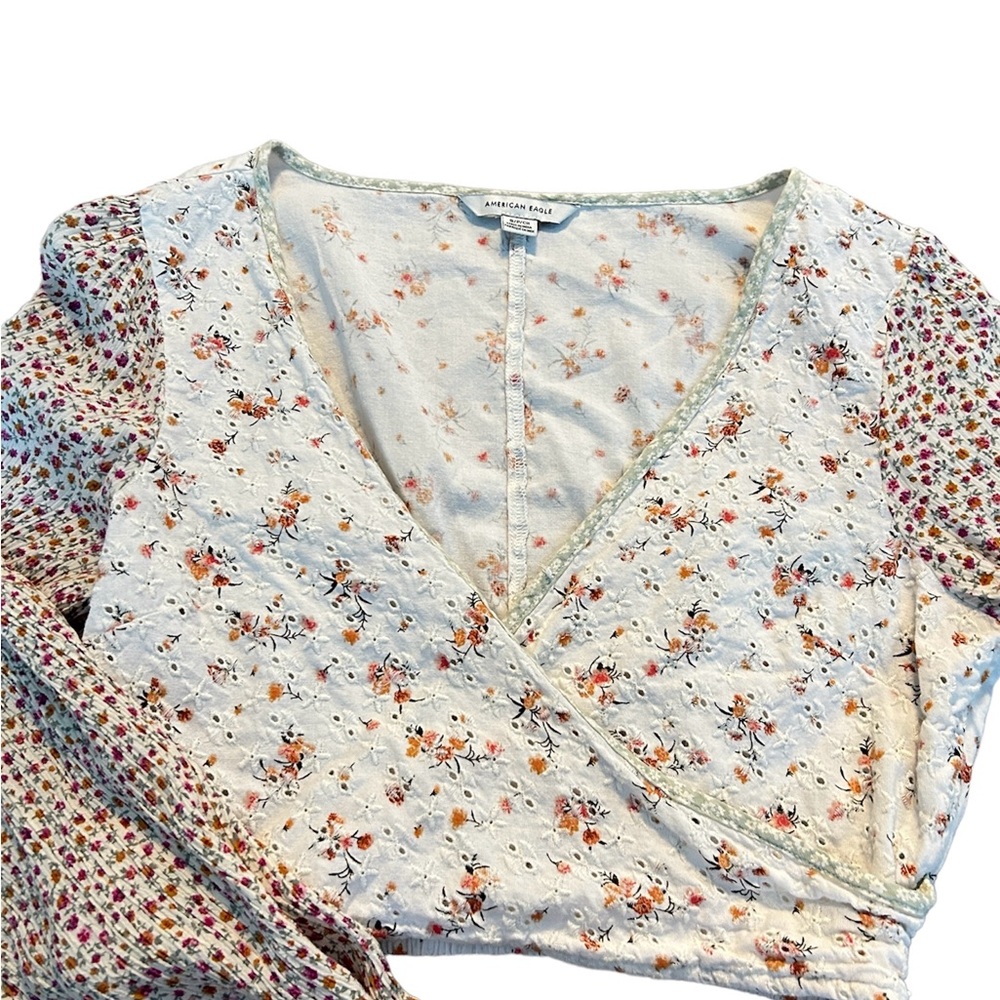 American Eagle cropped blouse size S